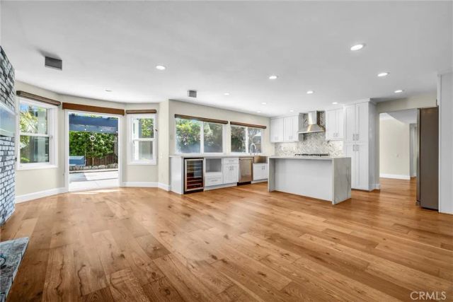 9072 Colbreggan Dr., Huntington Beach, CA 92646