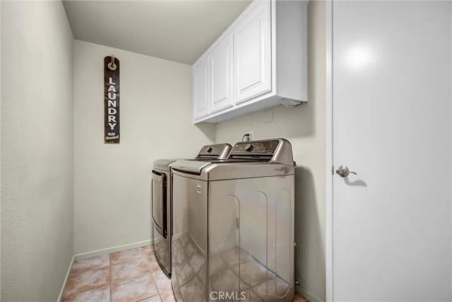 9072 Colbreggan Dr., Huntington Beach, CA 92646