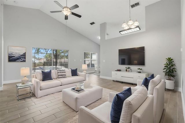 5057 MALLARD POND COURT, Orlando, FL 32808