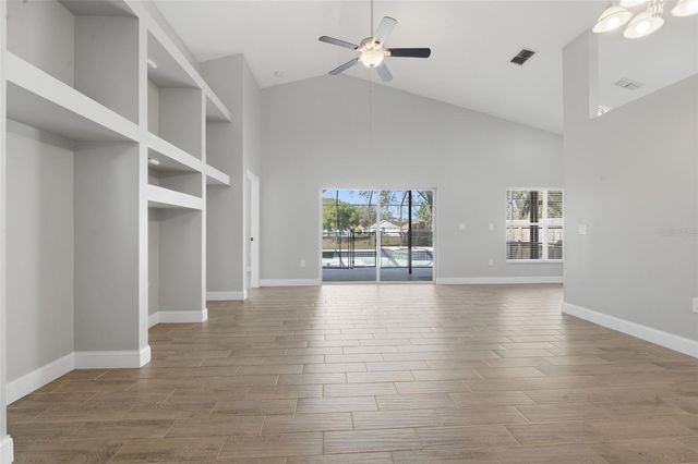 5057 MALLARD POND COURT, Orlando, FL 32808