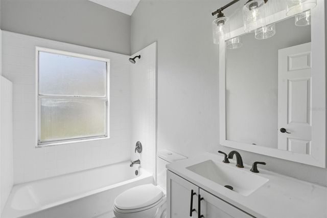 5057 MALLARD POND COURT, Orlando, FL 32808