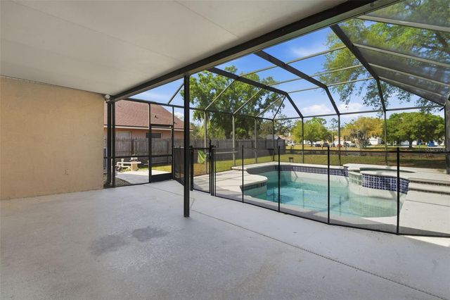 5057 MALLARD POND COURT, Orlando, FL 32808