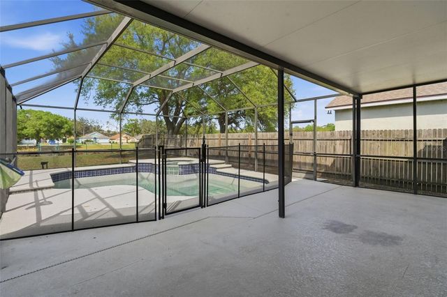 5057 MALLARD POND COURT, Orlando, FL 32808