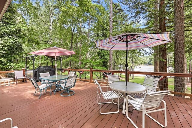 7726 Sourwood Lane, Murrayville, GA 30564
