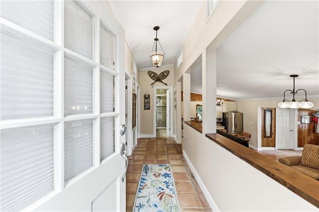7726 Sourwood Lane, Murrayville, GA 30564