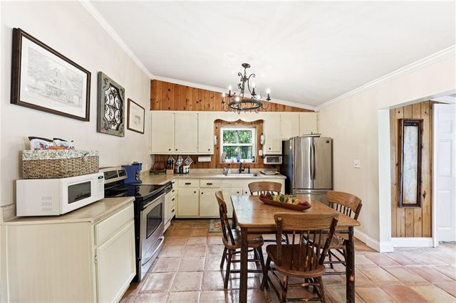 7726 Sourwood Lane, Murrayville, GA 30564