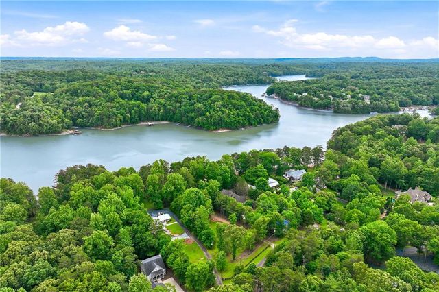 7726 Sourwood Lane, Murrayville, GA 30564