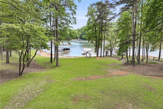 7726 Sourwood Lane, Murrayville, GA 30564