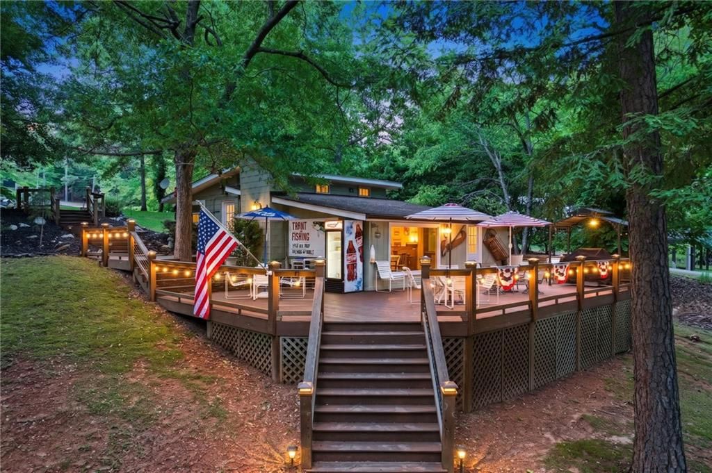 7726 Sourwood Lane, Murrayville, GA 30564