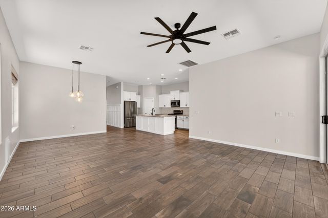 10612 E NOPAL Avenue, Mesa, AZ 85209