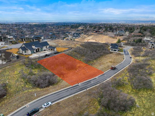 5 BENT HOLLOW LN, Sandy, UT 84092