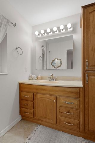 15839 POWERLINE ROAD, Dade City, FL 33523