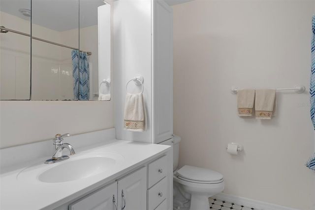 15839 POWERLINE ROAD, Dade City, FL 33523