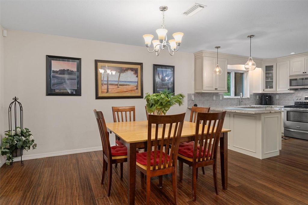 Image 13 of property listing at 15839 POWERLINE ROAD, Dade City, FL 33523