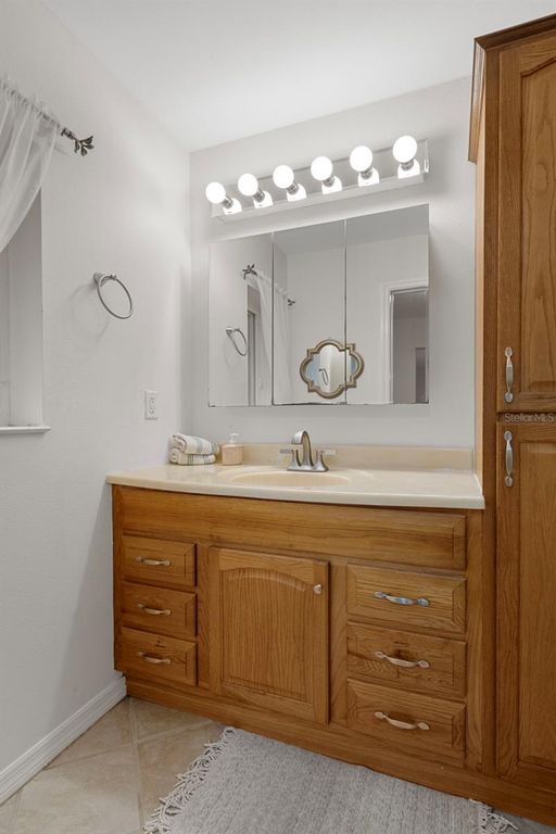 Image 29 of property listing at 15839 POWERLINE ROAD, Dade City, FL 33523