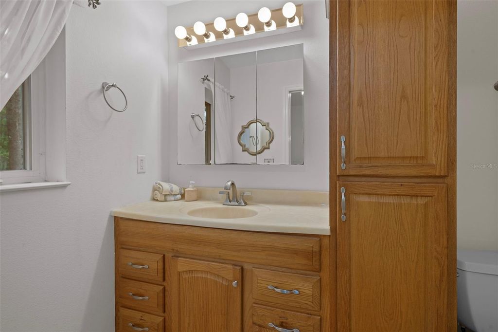 Image 32 of property listing at 15839 POWERLINE ROAD, Dade City, FL 33523