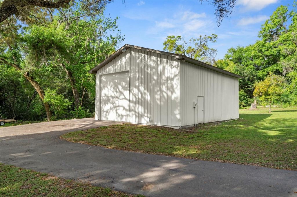 Image 49 of property listing at 15839 POWERLINE ROAD, Dade City, FL 33523