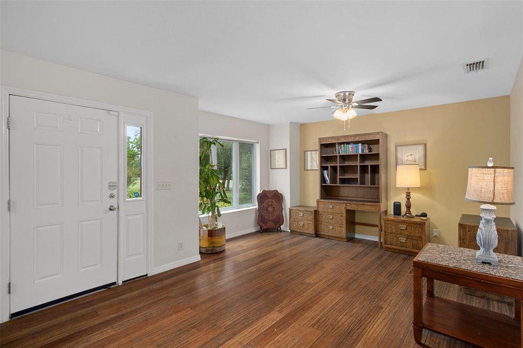 Image 6 of property listing at 15839 POWERLINE ROAD, Dade City, FL 33523