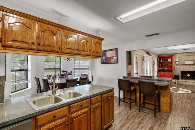 163 Granada SQ, Canton, TX 75103
