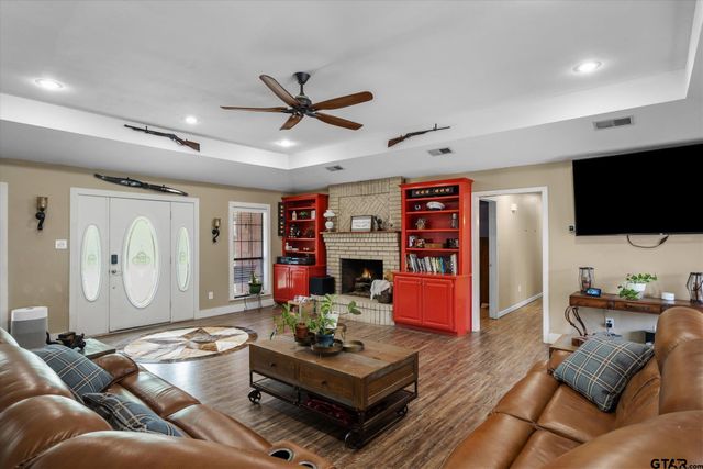 163 Granada SQ, Canton, TX 75103