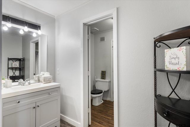 163 Granada SQ, Canton, TX 75103