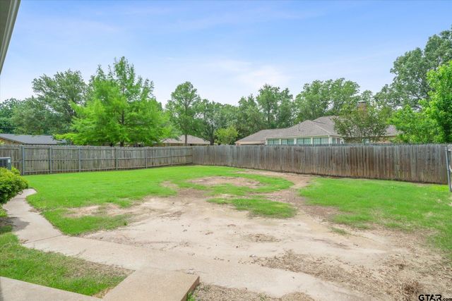 163 Granada SQ, Canton, TX 75103