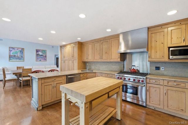 3 Mallard, Remsenburg, NY 11960