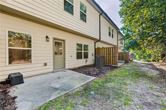 1365 Cooper Springs Rd, Grayson, GA 30017