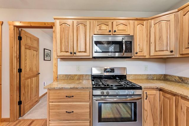64 Canoe Bend, Murphy, NC 28906