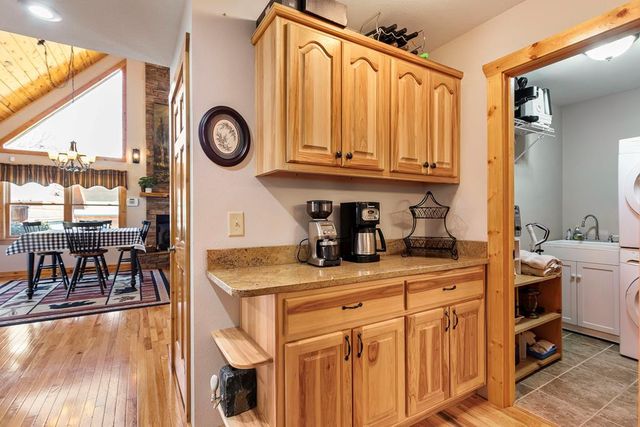 64 Canoe Bend, Murphy, NC 28906