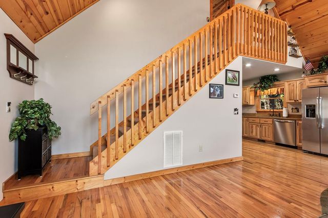 64 Canoe Bend, Murphy, NC 28906