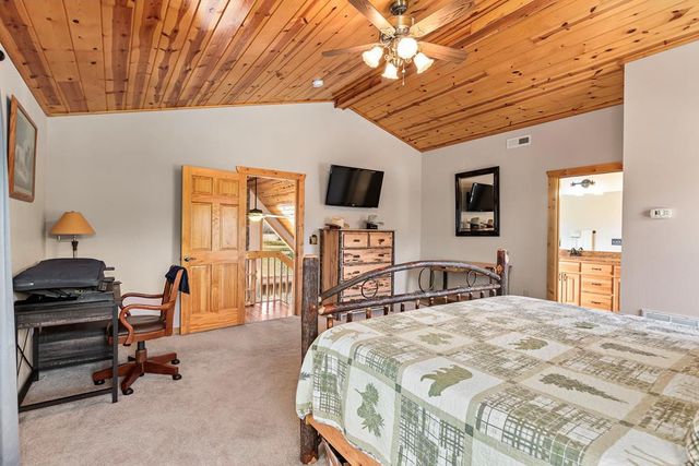 64 Canoe Bend, Murphy, NC 28906