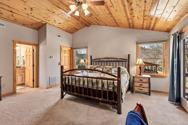 64 Canoe Bend, Murphy, NC 28906
