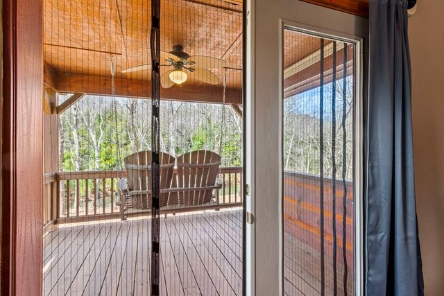 64 Canoe Bend, Murphy, NC 28906
