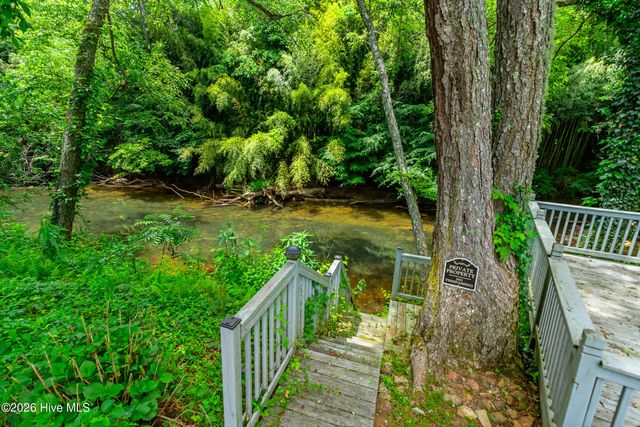 64 Canoe Bend, Murphy, NC 28906
