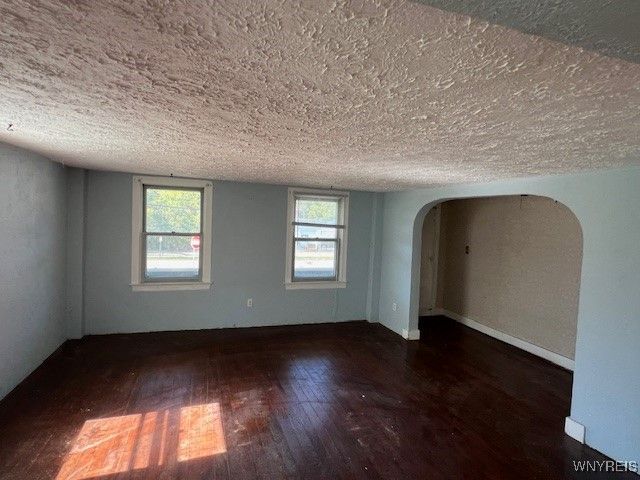 5 Knight Street, Hanover, NY 14136