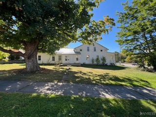 5 Knight Street, Hanover, NY 14136
