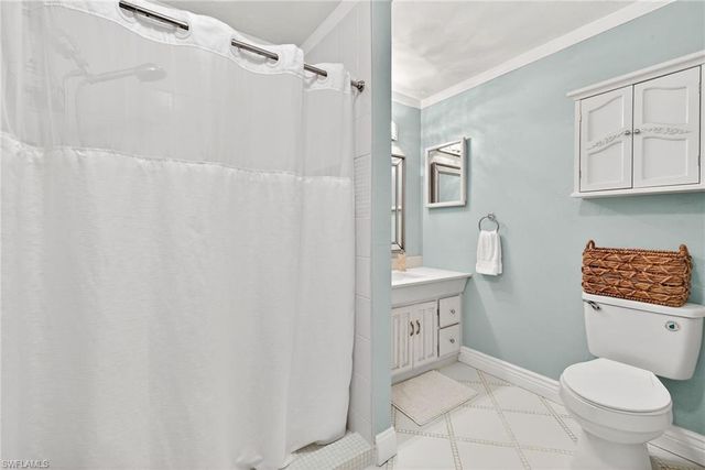 4633 Siesta CIR, Fort Myers, FL 33901