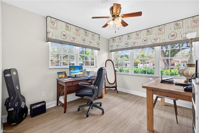 4633 Siesta CIR, Fort Myers, FL 33901