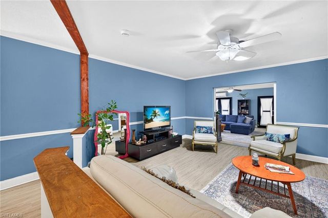 4633 Siesta CIR, Fort Myers, FL 33901