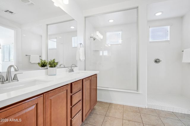 3421 E PLUM Street, Gilbert, AZ 85298