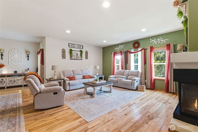 11032 Dean Court SW, Lakewood, WA 98498