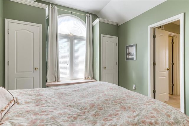 12715 Grant Street, Overland Park, KS 66213