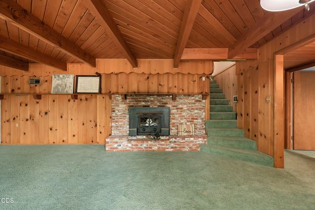 2076 Jasmine Avenue, Medford, OR 97501