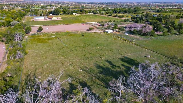 958 L St, Penrose, CO 81240