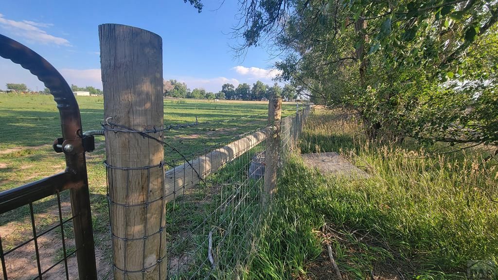 958 L St, Penrose, CO 81240