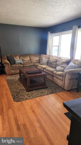 228 MARKET PL, Glassboro, NJ 08028