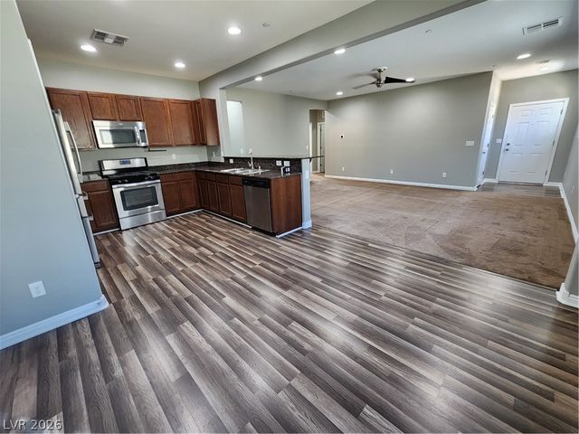 932 Aspen Cliff Drive, Henderson, NV 89011