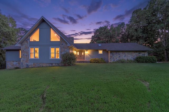 809 Brookhollow Lane, Chattanooga, TN 37421