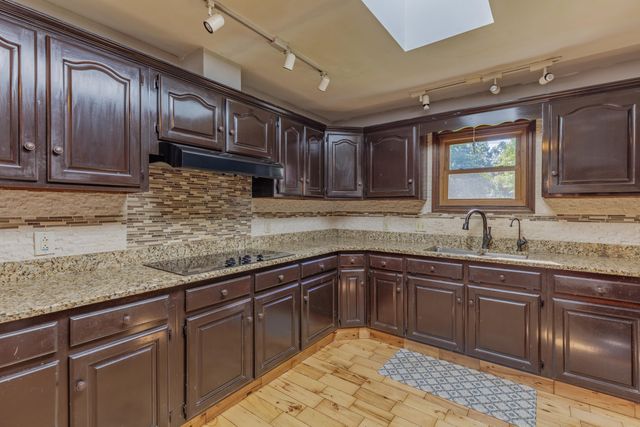 809 Brookhollow Lane, Chattanooga, TN 37421